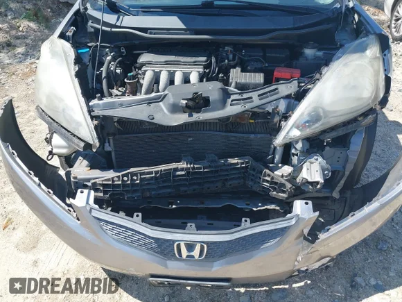 ✅ 2009 Honda Fit • VIN: JHMGE88209S050191 • Lot: 44863985. Listed on IAAI with 98,239 mi. Free auction sales archive from the USA and detailed vehicle history report at DreamBid. Image 6.