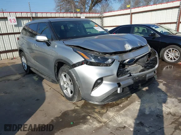 ✅ 2022 Toyota Highlander Hybrid LE • VIN: 5TDZARAH6NS515263 • Lot: 44365762. Wystawiony na IAAI z przebiegiem 36 660 mil. Bezpłatny archiwum sprzedaży aukcyjnych z USA i szczegółowy raport historii pojazdu na DreamBid. Zdjęcie 1.
