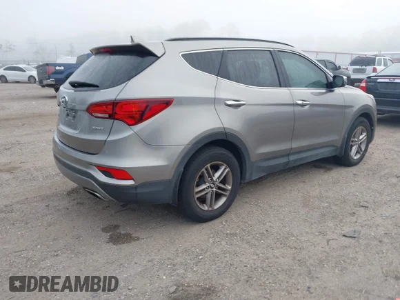 ✅ 2018 Hyundai Santa Fe 2.4L • VIN: 5NMZU3LB8JH063438 • Lot: 44715641. Wystawiony na IAAI z przebiegiem 104 770 mil. Bezpłatny archiwum sprzedaży aukcyjnych z USA i szczegółowy raport historii pojazdu na DreamBid. Zdjęcie 4.
