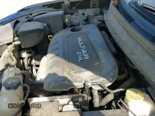 ✅ 2019 Jeep Cherokee Latitude Plus • VIN: 1C4PJLLB0KD164287 • Лот: 42681079. Опубликован ранее на IAAI с пробегом 137 162 миль. Бесплатный доступ к архиву аукционных продаж из США и подробный отчёт об истории автомобиля на DreamBid. Изображение 19.