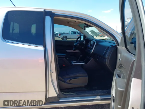✅ 2018 Chevrolet Colorado 2WD LT • VIN: 1GCHSCEN1J1110926 • Lot: 43465144. Listed on IAAI with 179,040 mi. Free auction sales archive from the USA and detailed vehicle history report at DreamBid. Image 5.