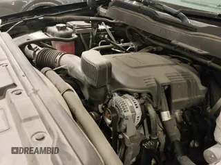 ✅ 2019 Chevrolet Silverado 2500HD LT • VIN: 1GC1KSEGXKF105225 • Lot: 42248875. Wystawiony na IAAI z przebiegiem 89 856 mil. Bezpłatny archiwum sprzedaży aukcyjnych z USA i szczegółowy raport historii pojazdu na DreamBid. Zdjęcie 21.