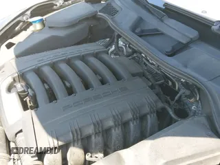 ✅ 2014 Porsche Cayenne • VIN: WP1AA2A29ELA05165 • Lot: 42800760. Listed on IAAI with 191,087 mi. Free auction sales archive from the USA and detailed vehicle history report at DreamBid. Image 19.