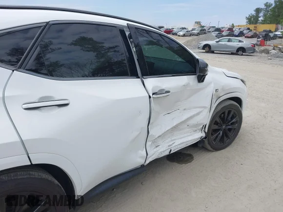 ✅ 2024 Lexus NX 350 F Sport • VIN: 2T2KGCEZ4RC042330 • Lot: 45093574. Wystawiony na IAAI z przebiegiem 31 963 mil. Bezpłatny archiwum sprzedaży aukcyjnych z USA i szczegółowy raport historii pojazdu na DreamBid. Zdjęcie 6.
