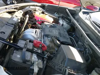 ✅ 2018 Toyota RAV4 XLE • VIN: 2T3WFREV8JW484448 • Lot: 43455380. Wystawiony na IAAI z przebiegiem 112 899 mil. Bezpłatny archiwum sprzedaży aukcyjnych z USA i szczegółowy raport historii pojazdu na DreamBid. Zdjęcie 19.