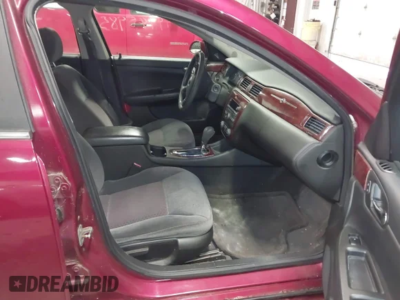 ✅ 2008 Chevrolet Impala LT • VIN: 2G1WT58K981286847 • Lot: 44745985. Listed on IAAI with 116,961 mi. Free auction sales archive from the USA and detailed vehicle history report at DreamBid. Image 5.