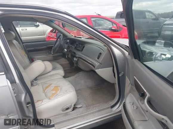 ✅ 1995 Mercury Grand Marquis LS • VIN: 2MELM75W2SX681966 • Lot: 44120822. Wystawiony na IAAI z przebiegiem 99 788 mil. Bezpłatny archiwum sprzedaży aukcyjnych z USA i szczegółowy raport historii pojazdu na DreamBid. Zdjęcie 5.