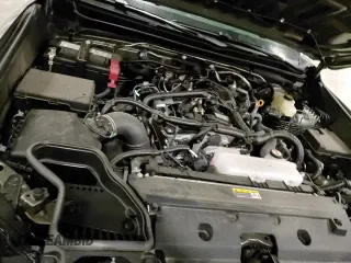 ✅ 2025 Toyota Tacoma TRD Off Road • VIN: 3TMLB5JN8SM104329 • Lot: 90933665. Listed on Copart with 8,976 mi. Free auction sales archive from the USA and detailed vehicle history report at DreamBid. Image 15.