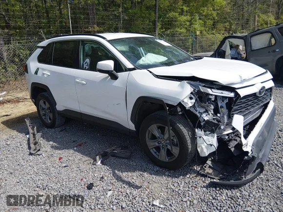 ✅ 2022 Toyota RAV4 XLE • VIN: 2T3W1RFV3NW193598 • Lot: 44782368. Listed on IAAI with 110,019 mi. Free auction sales archive from the USA and detailed vehicle history report at DreamBid. Image 1.