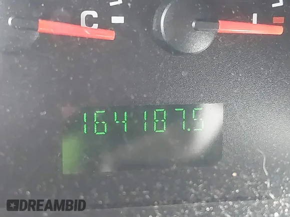 ✅ 2007 Ford Econoline Passenger XL • VIN: 1FBNE31L17DA19083 • Lot: 41183309. Wystawiony na IAAI z przebiegiem 164 187 mil. Bezpłatny archiwum sprzedaży aukcyjnych z USA i szczegółowy raport historii pojazdu na DreamBid. Zdjęcie 7.