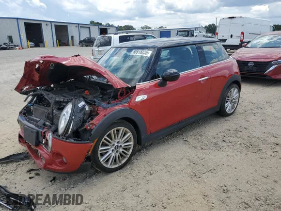✅ 2017 MINI Hardtop Cooper S • VIN: WMWXP7C54H2A45498 • Лот: 68518235. Опубликован ранее на Copart с пробегом 65 438 миль. Бесплатный доступ к архиву аукционных продаж из США и подробный отчёт об истории автомобиля на DreamBid. Изображение 1.