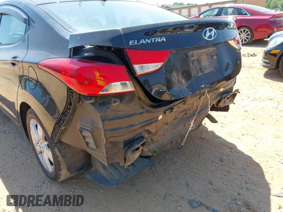 ✅ 2013 Hyundai Elantra Limited • VIN: 5NPDH4AE8DH432176 • Lot: 45170204. Wystawiony na IAAI z przebiegiem 196 128 mil. Bezpłatny archiwum sprzedaży aukcyjnych z USA i szczegółowy raport historii pojazdu na DreamBid. Zdjęcie 6.