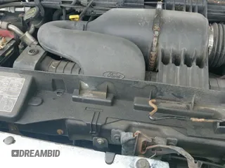 ✅ 2008 Ford Econoline Passenger XL • VIN: 1FBSS31L18DA81659 • Lot: 42526267. Wystawiony na IAAI z przebiegiem 193 114 mil. Bezpłatny archiwum sprzedaży aukcyjnych z USA i szczegółowy raport historii pojazdu na DreamBid. Zdjęcie 20.