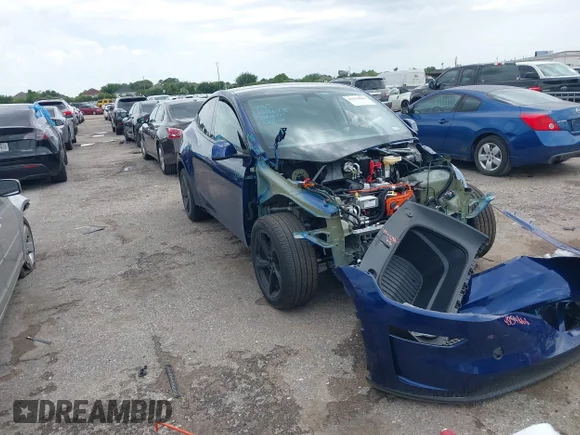 ✅ 2026 Tesla Model Y Long Range • VIN: 7SAYGDED4TA468613 • Lot: 45154666. Listed on IAAI with Not provided. Free auction sales archive from the USA and detailed vehicle history report at DreamBid. Image 1.