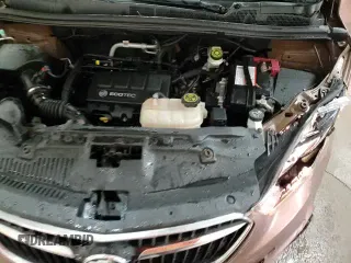 ✅ 2017 Buick Encore Preferred • VIN: KL4CJASB1HB162423 • Lot: 69840855. Wystawiony na Copart z przebiegiem 108 244 mil. Bezpłatny archiwum sprzedaży aukcyjnych z USA i szczegółowy raport historii pojazdu na DreamBid. Zdjęcie 16.