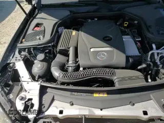 ✅ 2017 Mercedes-Benz E 300 Luxury • VIN: WDDZF4JB4HA034063 • Лот: 62374955. Опубликован ранее на Copart с пробегом 85 818 миль. Бесплатный доступ к архиву аукционных продаж из США и подробный отчёт об истории автомобиля на DreamBid. Изображение 13.