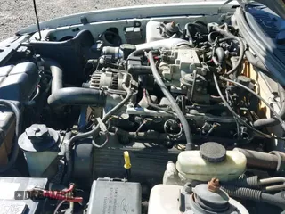 ✅ 2004 Ford Mustang GT Deluxe • VIN: 1FAFP45XX4F183645 • Лот: 43470567. Опубликован ранее на IAAI с пробегом 166 574 миль. Бесплатный доступ к архиву аукционных продаж из США и подробный отчёт об истории автомобиля на DreamBid. Изображение 12.