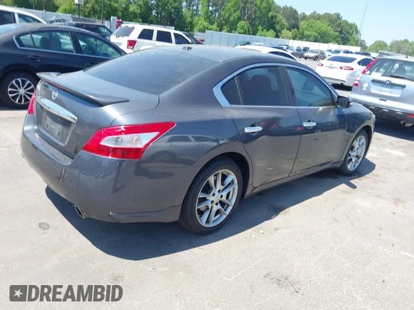 ✅ 2011 Nissan Maxima SV • VIN: 1N4AA5AP5BC831494 • Lot: 44875088. Listed on IAAI with Not provided. Free auction sales archive from the USA and detailed vehicle history report at DreamBid. Image 4.