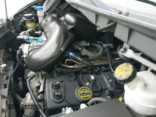 ✅ 2019 Ford Transit • VIN: 1FTYR2XM1KKB75460 • Lot: 42682602. Wystawiony na IAAI z przebiegiem 62 669 mil. Bezpłatny archiwum sprzedaży aukcyjnych z USA i szczegółowy raport historii pojazdu na DreamBid. Zdjęcie 22.