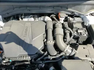 ✅ 2024 Kia Sorento X-Line SX • VIN: 5XYRKDJFXRG272915 • Lot: 58396495. Wystawiony na Copart z przebiegiem 15 444 mil. Bezpłatny archiwum sprzedaży aukcyjnych z USA i szczegółowy raport historii pojazdu na DreamBid. Zdjęcie 16.