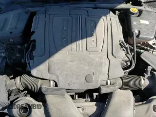 ✅ 2017 Jaguar XJ Portfolio • VIN: SAJWJ2GD7H8W09418 • Lot: 85906035. Listed on Copart with 91,515 mi. Free auction sales archive from the USA and detailed vehicle history report at DreamBid. Image 13.