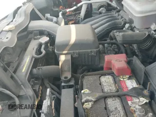 ✅ 2019 Nissan NV200 S • VIN: 3N6CM0KN5KK703192 • Lot: 42453452. Wystawiony na IAAI z przebiegiem 137 745 mil. Bezpłatny archiwum sprzedaży aukcyjnych z USA i szczegółowy raport historii pojazdu na DreamBid. Zdjęcie 18.