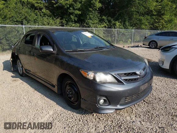 ✅ 2011 Toyota Corolla LE • VIN: 2T1BU4EE6BC680293 • Лот: 45556761. Опубліковано раніше на IAAI з пробігом 136 012 миль. Безкоштовний доступ до архіву аукціонних продажів зі США та докладний звіт про історію автомобіля на DreamBid. Зображення 1.