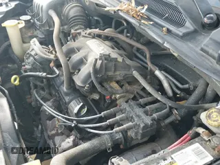 ✅ 2010 Chrysler Town & Country LX • VIN: 2A4RR2D16AR387179 • Lot: 41410509. Wystawiony na IAAI z przebiegiem 209 506 mil. Bezpłatny archiwum sprzedaży aukcyjnych z USA i szczegółowy raport historii pojazdu na DreamBid. Zdjęcie 19.