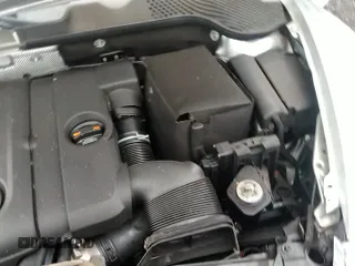 ✅ 2013 Volkswagen Beetle 2.5L • VIN: 3VW5P7AT4DM813232 • Lot: 39203795. Listed on IAAI with 81,397 mi. Free auction sales archive from the USA and detailed vehicle history report at DreamBid. Image 12.