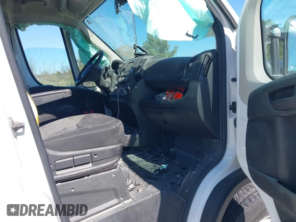 ✅ 2019 Ram ProMaster Cargo • VIN: 3C6URVJG6KE535870 • Lot: 43486930. Wystawiony na IAAI z przebiegiem 120 594 mil. Bezpłatny archiwum sprzedaży aukcyjnych z USA i szczegółowy raport historii pojazdu na DreamBid. Zdjęcie 5.