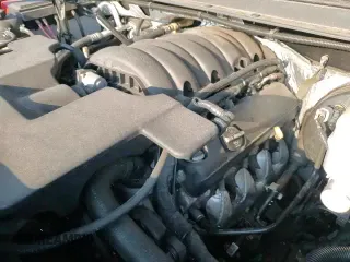 ✅ 2017 GMC Yukon SLE • VIN: 1GKS1AKC5HR353526 • Lot: 69611895. Wystawiony na Copart z przebiegiem 148 149 mil. Bezpłatny archiwum sprzedaży aukcyjnych z USA i szczegółowy raport historii pojazdu na DreamBid. Zdjęcie 14.