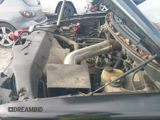 ✅ 2006 Ford F-150 XL • VIN: 1FTPX12V76NB81425 • Lot: 42991936. Wystawiony na IAAI z przebiegiem 311 473 mil. Bezpłatny archiwum sprzedaży aukcyjnych z USA i szczegółowy raport historii pojazdu na DreamBid. Zdjęcie 12.