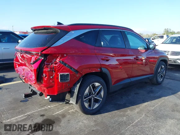✅ 2025 Hyundai Tucson SEL • VIN: 5NMJB3DE8SH599867 • Lot: 44557603. Wystawiony na IAAI z przebiegiem 3 379 mil. Bezpłatny archiwum sprzedaży aukcyjnych z USA i szczegółowy raport historii pojazdu na DreamBid. Zdjęcie 4.