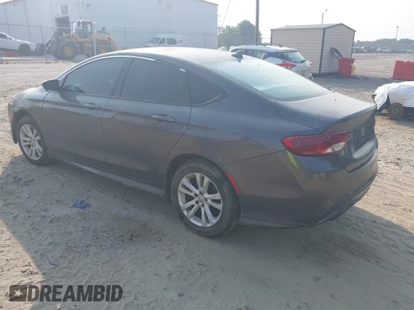 ✅ 2015 Chrysler 200 C • VIN: 1C3CCCCG8FN731578 • Lot: 45496309. Wystawiony na IAAI z przebiegiem 168 980 mil. Bezpłatny archiwum sprzedaży aukcyjnych z USA i szczegółowy raport historii pojazdu na DreamBid. Zdjęcie 3.