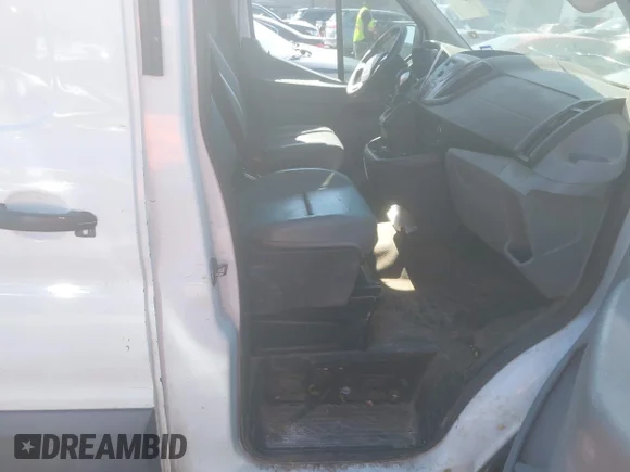 ✅ 2016 Ford Transit • VIN: 1FTYE2CM7GKB06006 • Лот: 44479785. Опубліковано раніше на IAAI з пробігом 160 575 миль. Безкоштовний доступ до архіву аукціонних продажів зі США та докладний звіт про історію автомобіля на DreamBid. Зображення 5.