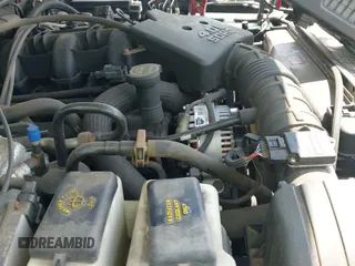 ✅ 2001 Ford Explorer Sport Trac • VIN: 1FMZU77E21UC72934 • Lot: 42847509. Wystawiony na IAAI z przebiegiem 139 161 mil. Bezpłatny archiwum sprzedaży aukcyjnych z USA i szczegółowy raport historii pojazdu na DreamBid. Zdjęcie 12.