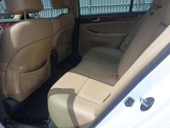 ✅ 2014 Hyundai Genesis 3.8L • VIN: KMHGC4DD2EU259420 • Lot: 44986066. Wystawiony na IAAI z przebiegiem 162 491 mil. Bezpłatny archiwum sprzedaży aukcyjnych z USA i szczegółowy raport historii pojazdu na DreamBid. Zdjęcie 8.