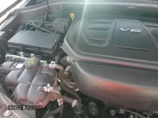 ✅ 2018 Jeep Grand Cherokee Overland • VIN: 1C4RJECG2JC142974 • Lot: 70103545. Listed on Copart with 61,483 mi. Free auction sales archive from the USA and detailed vehicle history report at DreamBid. Image 17.