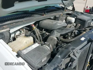 ✅ 2005 Chevrolet Silverado 1500 LS • VIN: 2GCEC19T851312059 • Lot: 42038341. Wystawiony na IAAI z przebiegiem 223 642 mil mil. Skorzystaj z bezpłatnego archiwum sprzedaży aukcyjnych z USA i zobacz szczegółowy raport historii pojazdu na DreamBid. Zdjęcie 12.