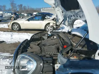 ✅ 2018 MINI Countryman Cooper S • VIN: WMZYT5C39J3E19190 • Lot: 41364349. Wystawiony na IAAI z przebiegiem 44 941 mil. Bezpłatny archiwum sprzedaży aukcyjnych z USA i szczegółowy raport historii pojazdu na DreamBid. Zdjęcie 19.