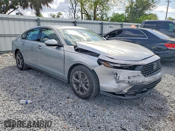 ✅ 2024 Honda Accord EX • VIN: 1HGCY1F36RA056112 • Lot: 45494236. Wystawiony na Copart z przebiegiem 9 260 mil. Bezpłatny archiwum sprzedaży aukcyjnych z USA i szczegółowy raport historii pojazdu na DreamBid. Zdjęcie 4.