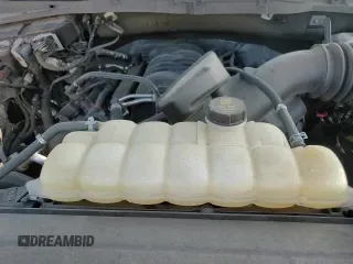 ✅ 2022 Ford F-150 XL • VIN: 1FTFW1E59NFA60446 • Lot: 69225295. Wystawiony na Copart z przebiegiem 105 690 mil. Bezpłatny archiwum sprzedaży aukcyjnych z USA i szczegółowy raport historii pojazdu na DreamBid. Zdjęcie 15.