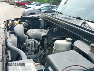 ✅ 2006 Hummer H2 • VIN: 5GRGN23U26H113662 • Лот: 42882138. Опубликован ранее на IAAI с пробегом 284 949 миль. Бесплатный доступ к архиву аукционных продаж из США и подробный отчёт об истории автомобиля на DreamBid. Изображение 17.