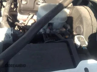 ✅ 2018 Chevrolet Silverado 1500 Custom • VIN: 1GCRCPEC2JZ354500 • Лот: 41640015. Опубликован ранее на IAAI с пробегом 87 376 миль. Бесплатный доступ к архиву аукционных продаж из США и подробный отчёт об истории автомобиля на DreamBid. Изображение 19.