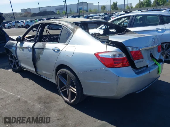 ✅ 2014 Honda Accord EX-L • VIN: 1HGCR2F84EA092096 • Lot: 45132681. Wystawiony na IAAI z przebiegiem Nie podano. Bezpłatny archiwum sprzedaży aukcyjnych z USA i szczegółowy raport historii pojazdu na DreamBid. Zdjęcie 3.