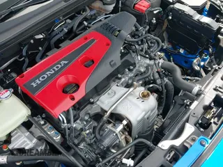 ✅ 2025 Honda Civic Type R • VIN: JHMFL5G4XSX003424 • Lot: 43160543. Wystawiony na IAAI z przebiegiem 3 299 mil. Bezpłatny archiwum sprzedaży aukcyjnych z USA i szczegółowy raport historii pojazdu na DreamBid. Zdjęcie 20.