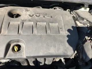 ✅ 2018 Toyota Corolla LE • VIN: 5YFBURHE2JP845148 • Лот: 86893445. Опубликован ранее на Copart с пробегом 106 207 миль. Бесплатный доступ к архиву аукционных продаж из США и подробный отчёт об истории автомобиля на DreamBid. Изображение 13.