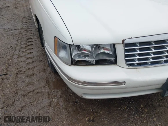 ✅ 1999 Cadillac DeVille • VIN: 1G6KD54Y0XU764611 • Lot: 43445756. Wystawiony na IAAI z przebiegiem 183 064 mil. Bezpłatny archiwum sprzedaży aukcyjnych z USA i szczegółowy raport historii pojazdu na DreamBid. Zdjęcie 6.
