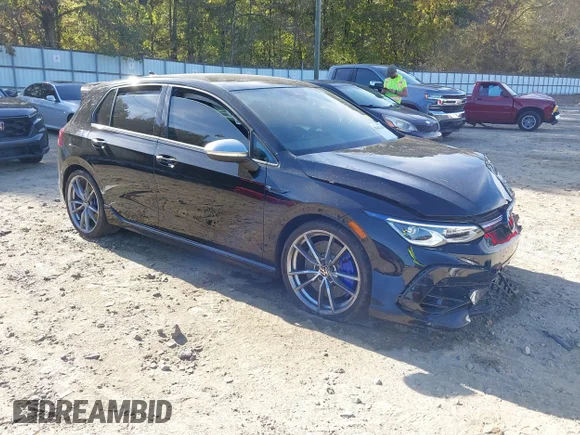 ✅ 2024 Volkswagen Golf R • VIN: WVWFB7CDXRW216394 • Lot: 43542208. Wystawiony na IAAI z przebiegiem 31 115 mil. Bezpłatny archiwum sprzedaży aukcyjnych z USA i szczegółowy raport historii pojazdu na DreamBid. Zdjęcie 1.