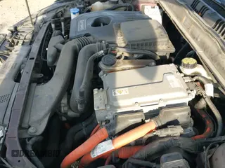 ✅ 2013 Ford Fusion SE Hybrid • VIN: 3FA6P0LU2DR368499 • Lot: 43110273. Wystawiony na IAAI z przebiegiem 163 472 mil. Bezpłatny archiwum sprzedaży aukcyjnych z USA i szczegółowy raport historii pojazdu na DreamBid. Zdjęcie 19.